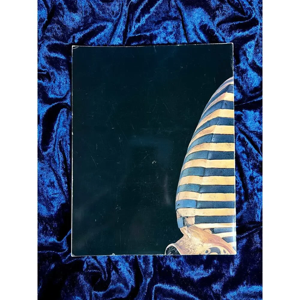 Vintage Treasures of Tutankhamun Exhibition Catalog 1976 Metropolitan Museum
